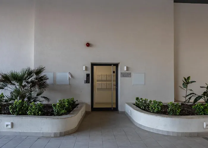 2-bed In With Sea And Country View