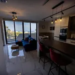 2-bed In With Sea And Country View Apartment *