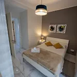 Apartment 2-bed In With Sea And Country View *