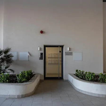 2-bed In With Sea And Country View